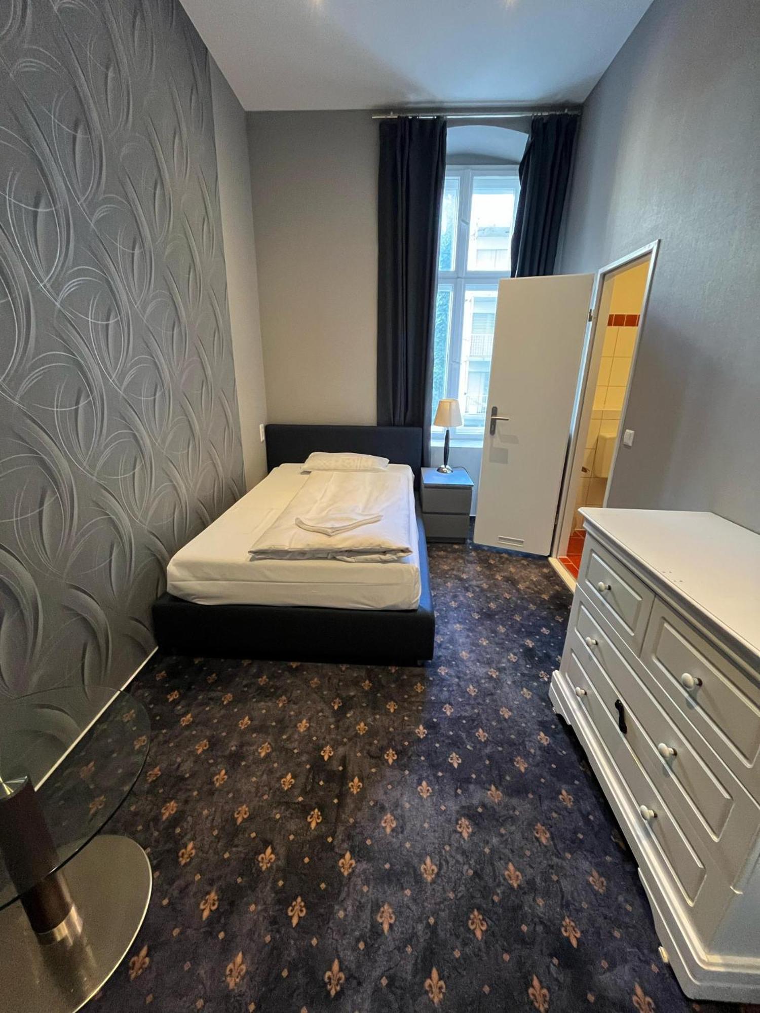 Gasteiner Hof 2* Berlim
